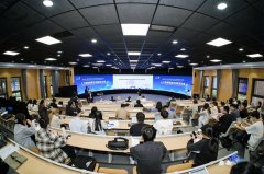 分享了鞭策全球教育管理系统转型的理论取实践 